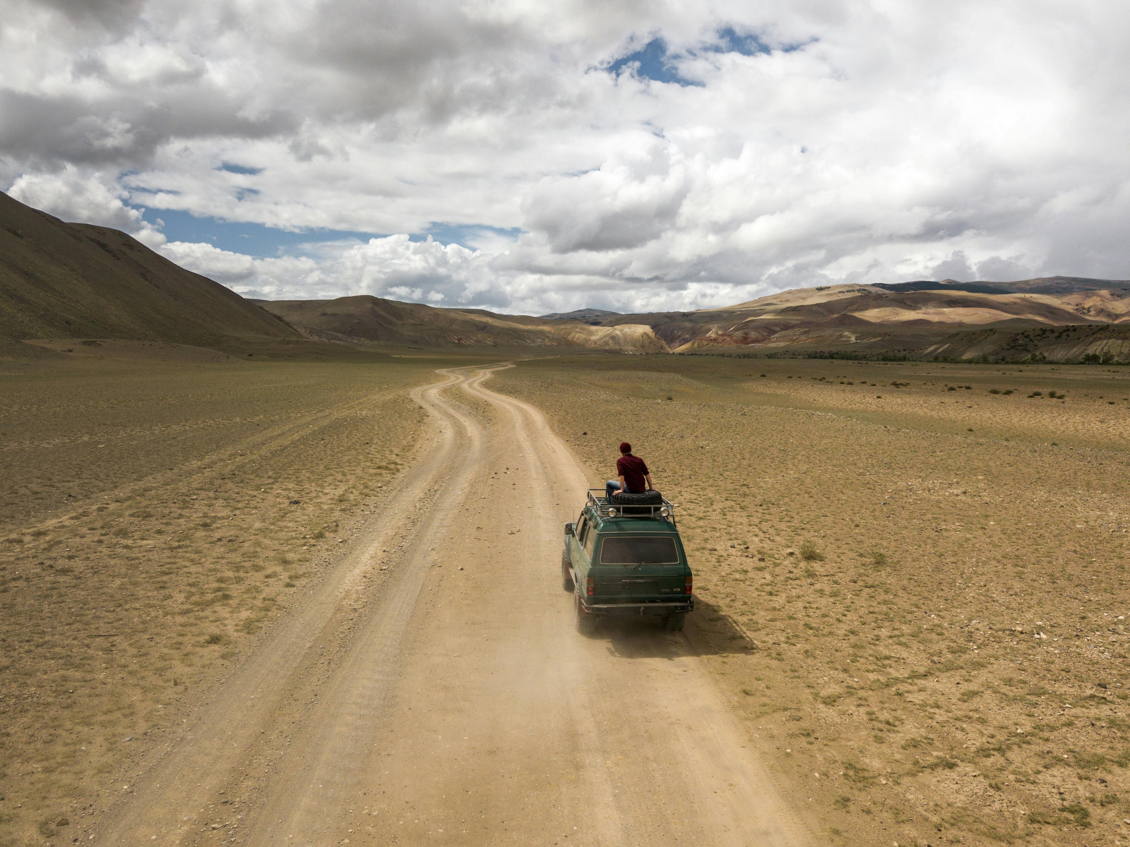 Unleash Your Inner Explorer: Join ChadTourisms Off-Road Adventures!